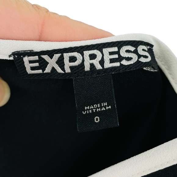 Razor Back Wide Leg Black White Jumpsuit - Sz 0 Chic Date Night Feminine - Picture 3 of 13